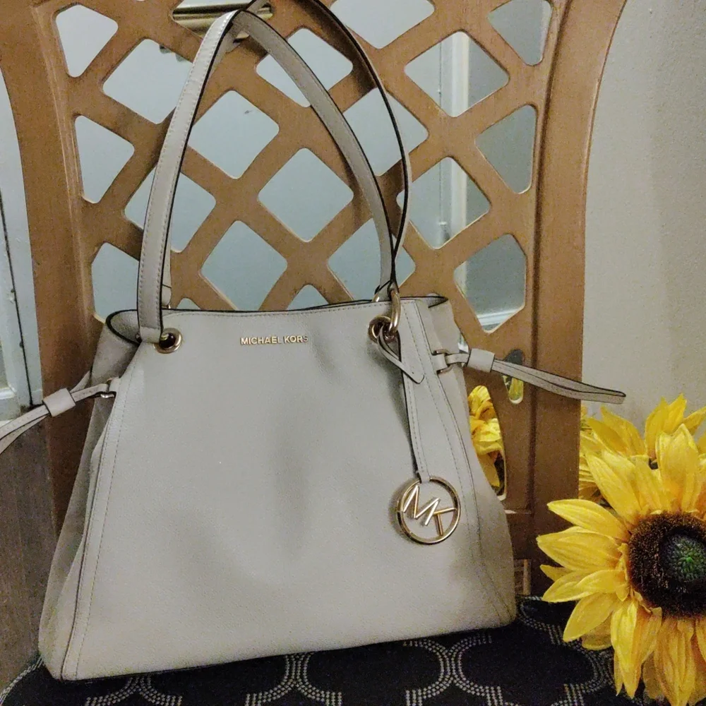 Michael Kors Tote